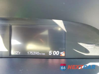 Zdjęcie 9 z 11 samochodu: 2014 HONDA CIVIC HYBRID VIN:19XFB4F24EE201659 - miniatura