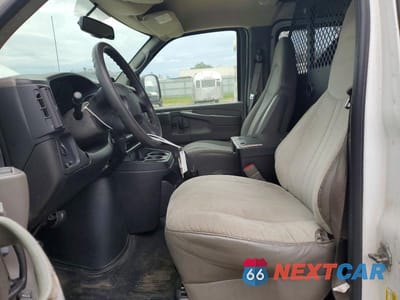 Zdjęcie 7 z 13 samochodu: 2007 GMC SAVANA G2500 VIN:1GTGG25V071193006 - miniatura