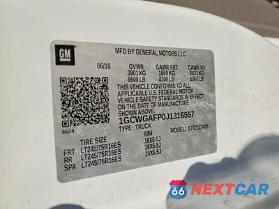 Zdjęcie 12 z 12 samochodu: 2018 CHEVROLET EXPRESS 2500 CARGO DELIVERY VAN VIN:1GCWGAFP0J1316557 - miniatura