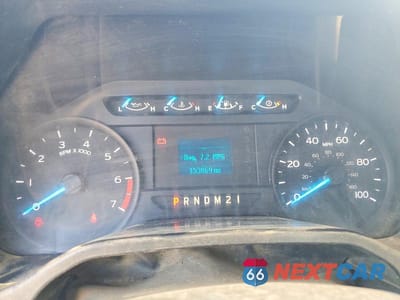 Zdjęcie 9 z 12 samochodu: 2017 FORD F350 SUPER DUTY FLATBED TRUCK VIN:1FDRF3G6XHEB22733 - miniatura