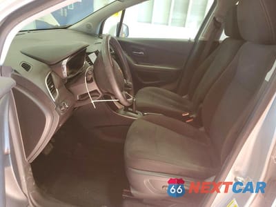 Zdjęcie 7 z 13 samochodu: 2020 CHEVROLET TRAX LS VIN:KL7CJKSB8LB310276 - miniatura