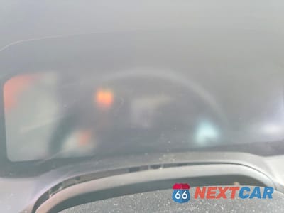 Zdjęcie 9 z 13 samochodu: 2021 BMW 330E VIN:3MW5P7J05M8B60943 - miniatura