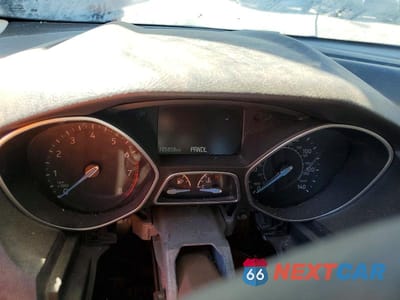 Zdjęcie 9 z 13 samochodu: 2018 FORD FOCUS SE VIN:1FADP3K27JL287548 - miniatura