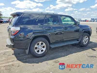 Trzecie zdjęcie samochodu z tyłu: 2015 TOYOTA 4RUNNER SR5 PREMIUM VIN:JTEBU5JR1F5212677 - miniatura