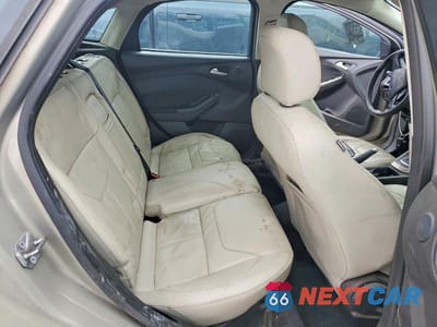 Zdjęcie 10 z 12 samochodu: 2016 FORD FOCUS TITANIUM VIN:1FADP3N2XGL302922 - miniatura