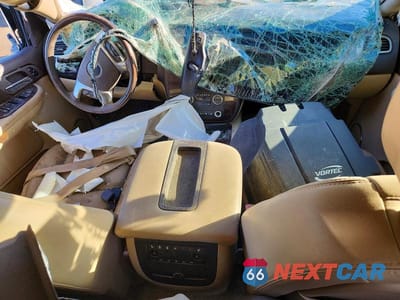 Zdjęcie 8 z 13 samochodu: 2007 GMC YUKON DENALI VIN:1GKFK638X7J243817 - miniatura