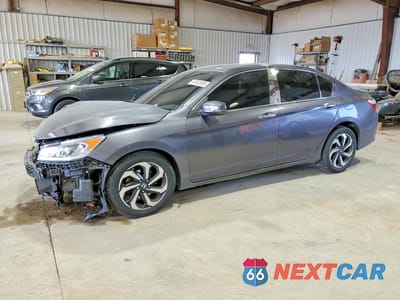 2017 HONDA ACCORD EX 1HGCR2E78HA052102 - główne zdjęcie licytacji z USA - miniatura