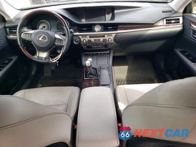 Zdjęcie 8 z 12 samochodu: 2018 LEXUS ES 300H BASE VIN:JTHBW1GG5J2169029 - miniatura