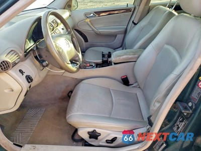 Zdjęcie 7 z 11 samochodu: 2002 MERCEDES-BENZ C 240 VIN:WDBRF61J32F202118 - miniatura