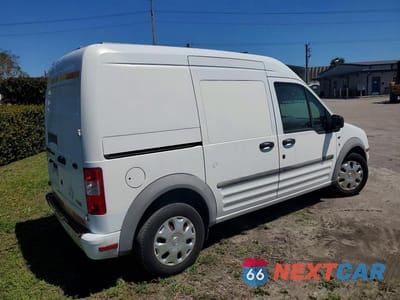Trzecie zdjęcie samochodu z tyłu: 2013 FORD TRANSIT CONNECT VIN:NM0LS7BN1DT141007 - miniatura