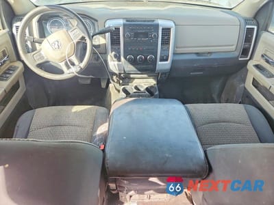 Zdjęcie 8 z 13 samochodu: 2012 DODGE RAM 3500 SLT VIN:3C63D3HL0CG148822 - miniatura