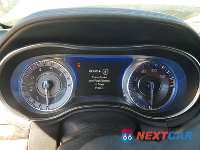 Zdjęcie 9 z 11 samochodu: 2017 CHRYSLER 300C VIN:2C3CCAEG2HH564339 - miniatura