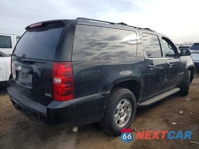 Trzecie zdjęcie samochodu z tyłu: 2008 CHEVROLET SUBURBAN C1500 LS VIN:3GNFC16048G174151 - miniatura