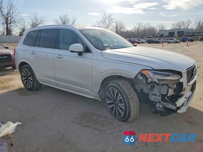 Czwarte zdjęcie samochodu z boku: 2020 VOLVO XC90 T6 MOMENTUM VIN:YV4A221KXL1552434 - miniatura