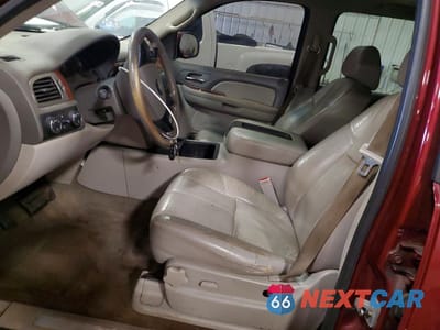 Zdjęcie 7 z 14 samochodu: 2008 CHEVROLET SUBURBAN K1500 LS VIN:3GNFK16348G147223 - miniatura