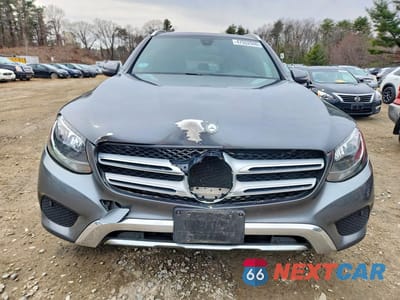 Piąte zdjęcie samochodu w środku: 2017 MERCEDES-BENZ GLC 300 4MATIC VIN:WDC0G4KB3HF260249 - miniatura