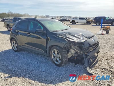Czwarte zdjęcie samochodu z boku: 2023 HYUNDAI KONA SEL VIN:KM8K62AB7PU050301 - miniatura