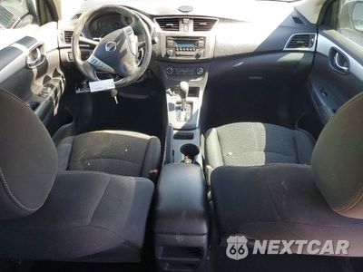Zdjęcie 8 z 12 samochodu: 2017 NISSAN SENTRA S VIN:3N1AB7AP3HY364680 - miniatura