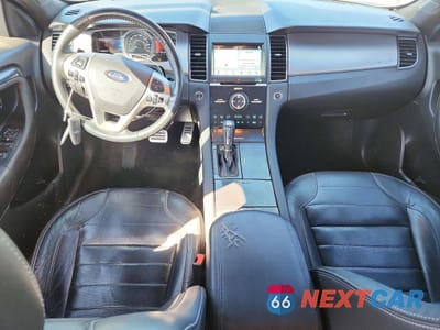 Zdjęcie 8 z 12 samochodu: 2017 FORD TAURUS SHO VIN:1FAHP2KT1HG114535 - miniatura