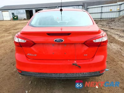 Zdjęcie 6 z 12 samochodu: 2014 FORD FOCUS SE VIN:1FADP3F27EL240956 - miniatura