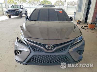 Piąte zdjęcie samochodu w środku: 2019 TOYOTA CAMRY SE VIN:4T1B11HK6KU686652 - miniatura