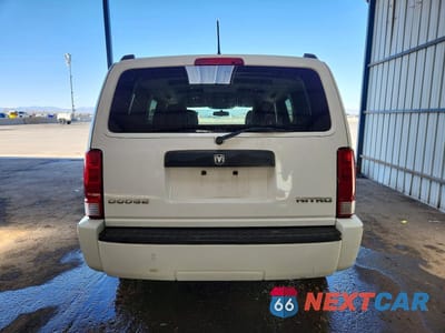 Zdjęcie 6 z 13 samochodu: 2011 DODGE NITRO HEAT VIN:1D4PU4GK9BW598125 - miniatura