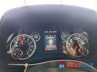 Zdjęcie 9 z 13 samochodu: 2024 RAM 2500 TRADESMAN VIN:3C6UR5CJ9RG103233 - miniatura