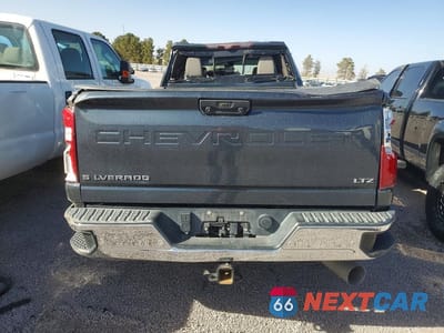 Zdjęcie 6 z 11 samochodu: 2020 CHEVROLET SILVERADO K3500 LTZ VIN:1GC4YUEY1LF158252 - miniatura