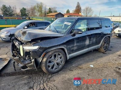 2026 RIVIAN R1S ADVENTURE 7PDSGCBA7TN083776 - główne zdjęcie licytacji z USA - miniatura