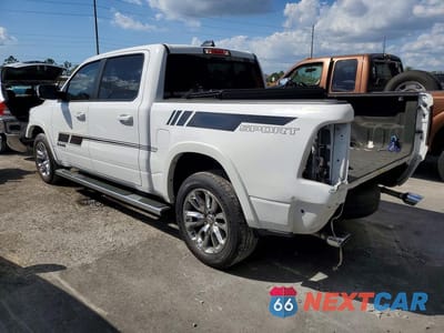 Drugie zdjęcie samochodu z przodu: 2022 RAM 1500 LARAMIE VIN:1C6RREJM4NN260821 - miniatura