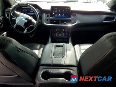 Zdjęcie 8 z 13 samochodu: 2022 CHEVROLET SUBURBAN K1500 Z71 VIN:1GNSKDKD7NR158386 - miniatura