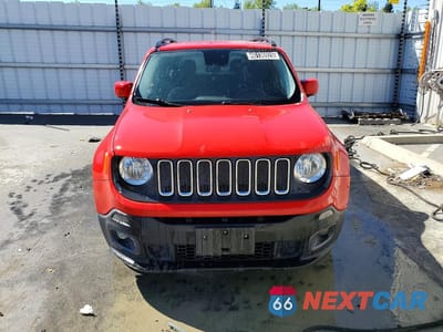 Piąte zdjęcie samochodu w środku: 2015 JEEP RENEGADE LATITUDE VIN:ZACCJABT4FPC01202 - miniatura