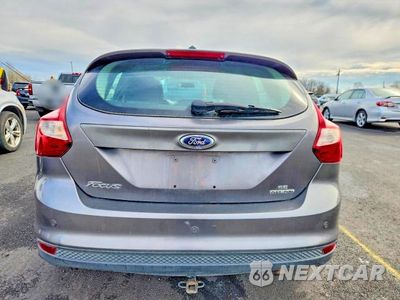 Zdjęcie 6 z 12 samochodu: 2014 FORD FOCUS SE VIN:1FADP3K20EL290409 - miniatura