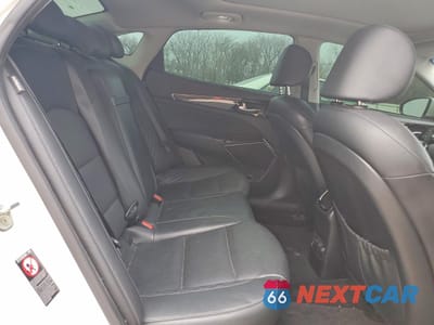 Zdjęcie 10 z 12 samochodu: 2018 KIA CADENZA LIMITED VIN:KNALC4J14J5105046 - miniatura
