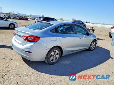 Trzecie zdjęcie samochodu z tyłu: 2017 CHEVROLET CRUZE LS VIN:1G1BC5SM3H7164223 - miniatura