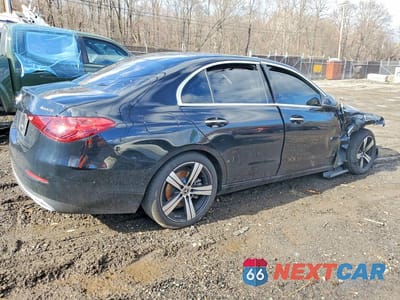 Trzecie zdjęcie samochodu z tyłu: 2025 MERCEDES-BENZ C 300 4MATIC VIN:W1KAF4HB9SR250177 - miniatura