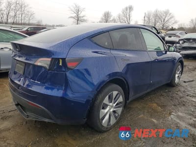Trzecie zdjęcie samochodu z tyłu: 2023 TESLA MODEL Y VIN:7SAYGDEE3PA116170 - miniatura