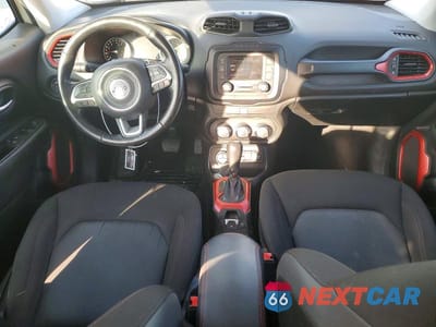 Zdjęcie 8 z 12 samochodu: 2016 JEEP RENEGADE TRAILHAWK VIN:ZACCJBCT0GPD32701 - miniatura