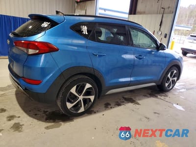Trzecie zdjęcie samochodu z tyłu: 2018 HYUNDAI TUCSON VALUE VIN:KM8J33A21JU696340 - miniatura