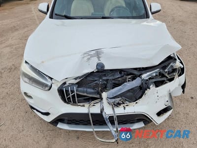 Zdjęcie 12 z 12 samochodu: 2017 BMW X1 XDRIVE28I VIN:WBXHT3C36H5F83633 - miniatura