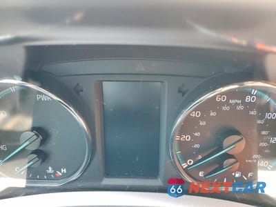 Zdjęcie 9 z 13 samochodu: 2017 TOYOTA RAV4 HYBRID XLE VIN:JTMRJREV5HD097309 - miniatura