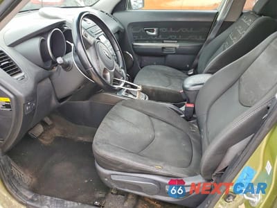 Zdjęcie 7 z 11 samochodu: 2013 KIA SOUL + VIN:KNDJT2A6XD7569476 - miniatura