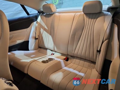 Zdjęcie 10 z 13 samochodu: 2021 MERCEDES-BENZ E 450 4MATIC VIN:W1K1J5KB6MF161555 - miniatura