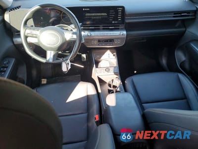 Zdjęcie 8 z 12 samochodu: 2024 HYUNDAI KONA LIMITED VIN:KM8HE3A36RU178804 - miniatura