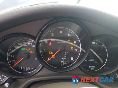 Zdjęcie 9 z 12 samochodu: 2016 PORSCHE PANAMERA 2 VIN:WP0AA2A70GL004289 - miniatura