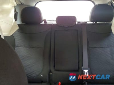 Zdjęcie 10 z 13 samochodu: 2016 KIA SOUL + VIN:KNDJP3A51G7294876 - miniatura