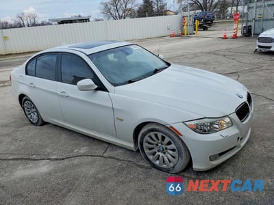 Czwarte zdjęcie samochodu z boku: 2009 BMW 328 XI VIN:WBAPK73589A452341 - miniatura