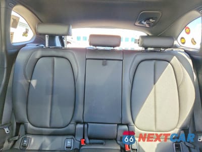 Zdjęcie 10 z 15 samochodu: 2018 BMW X1 XDRIVE28I VIN:WBXHT3C38J5K27820 - miniatura