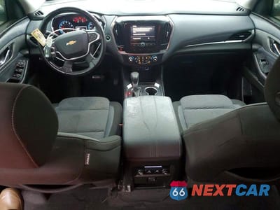 Zdjęcie 8 z 13 samochodu: 2021 CHEVROLET TRAVERSE LT VIN:1GNERGKW0MJ100483 - miniatura