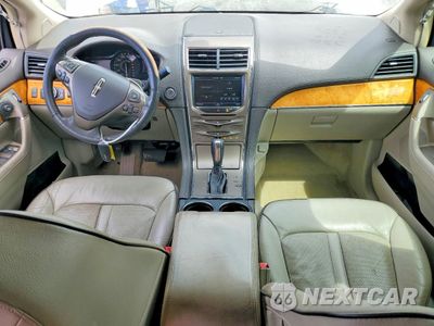Zdjęcie 8 z 13 samochodu: 2015 LINCOLN MKX VIN:2LMDJ8JK9FBL30563 - miniatura
